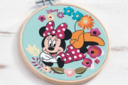 τελάρο-κεντήματος-minnie-bloom-1